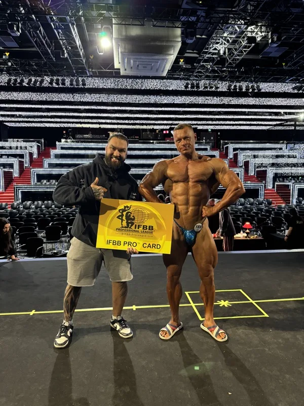 IFBB Pro Card Stage